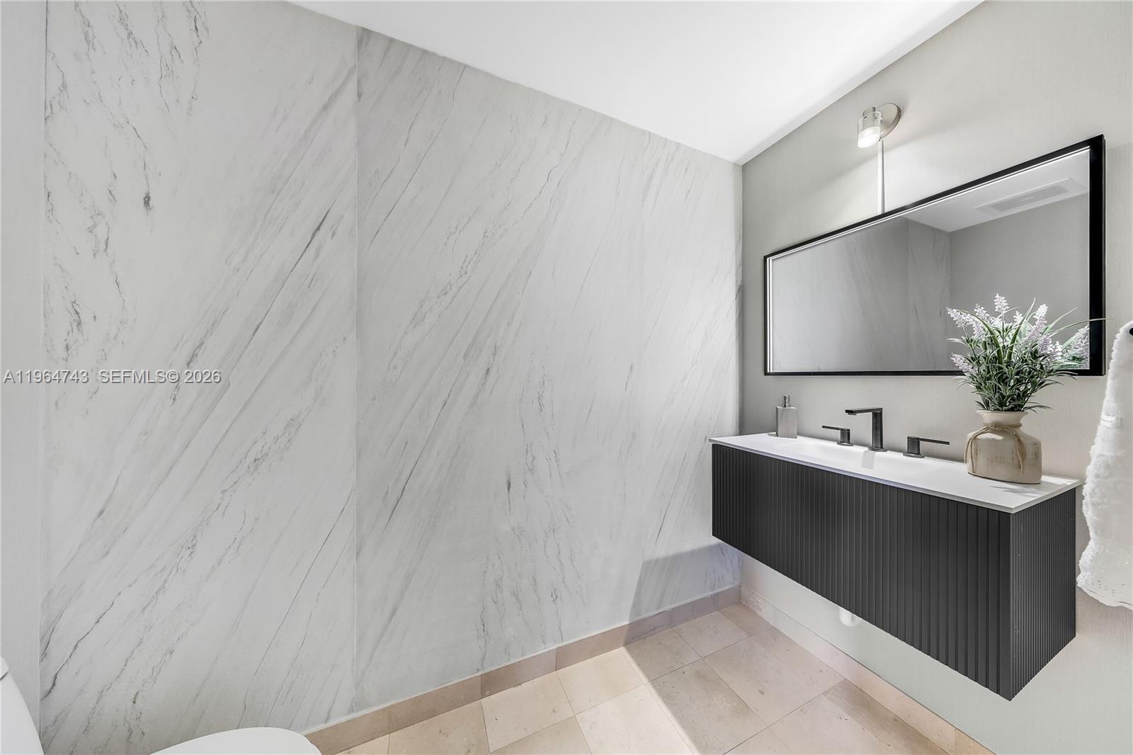 1050 Brickell Ave #422, Miami FL 33131