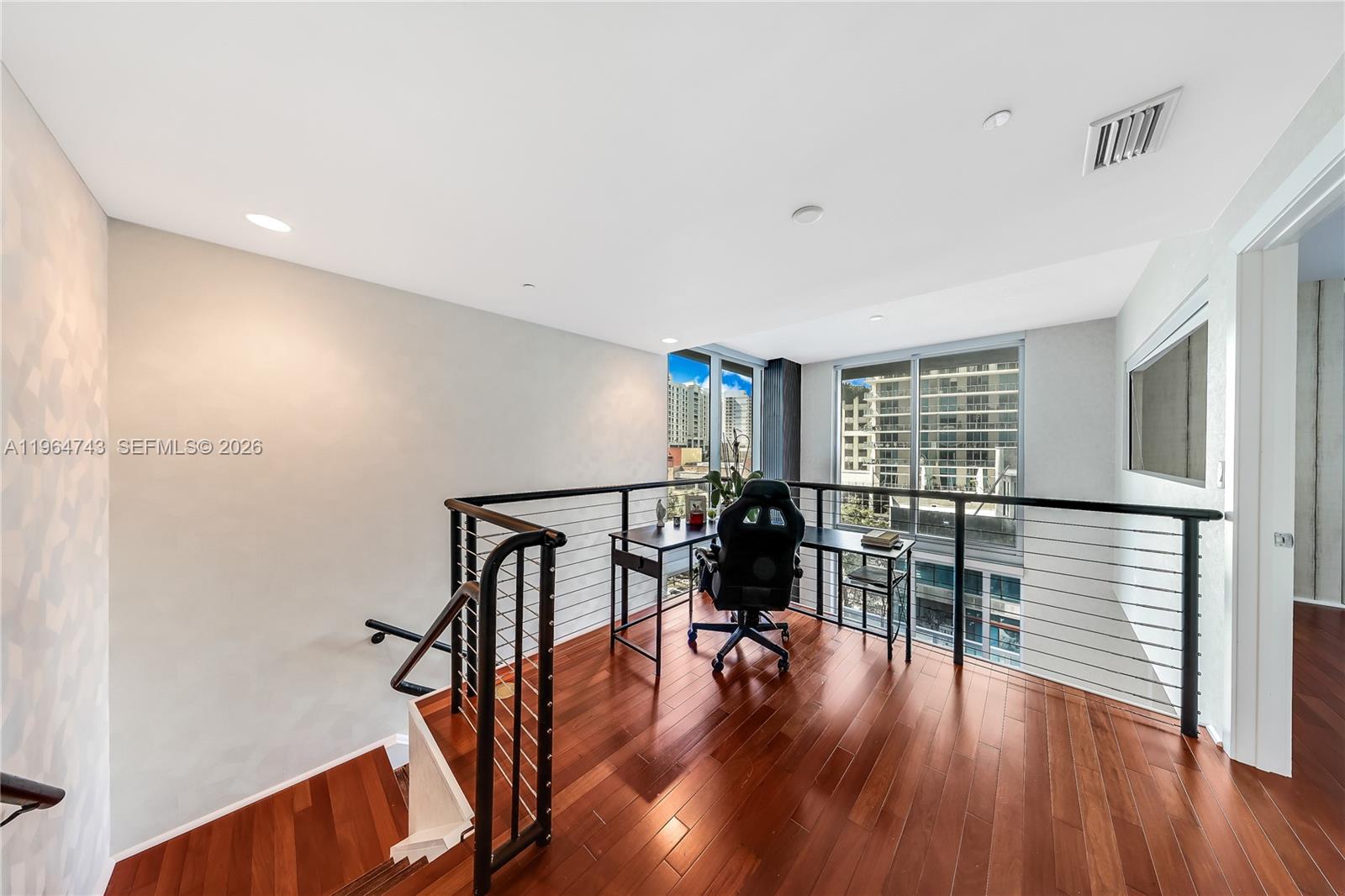 1050 Brickell Ave #422, Miami FL 33131