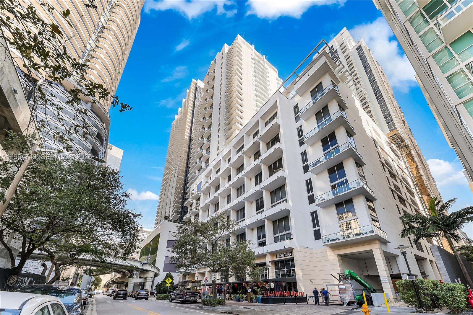 1050 Brickell Ave #422, Miami FL 33131