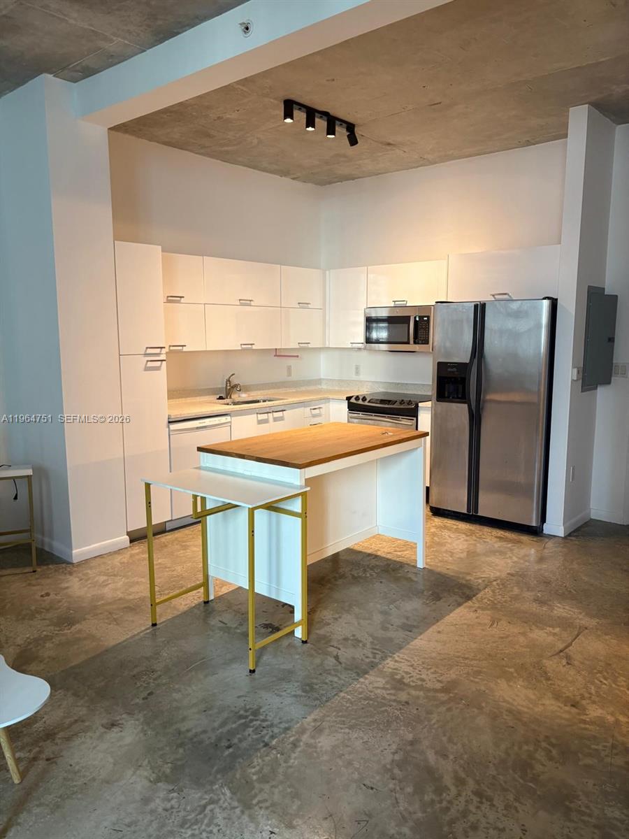 234 NE 3rd St #1509, Miami FL 33132
