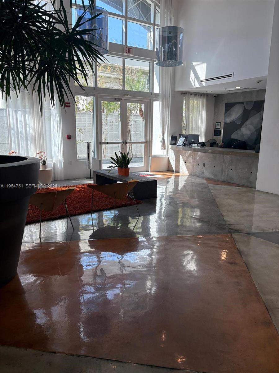 234 NE 3rd St #1509, Miami FL 33132