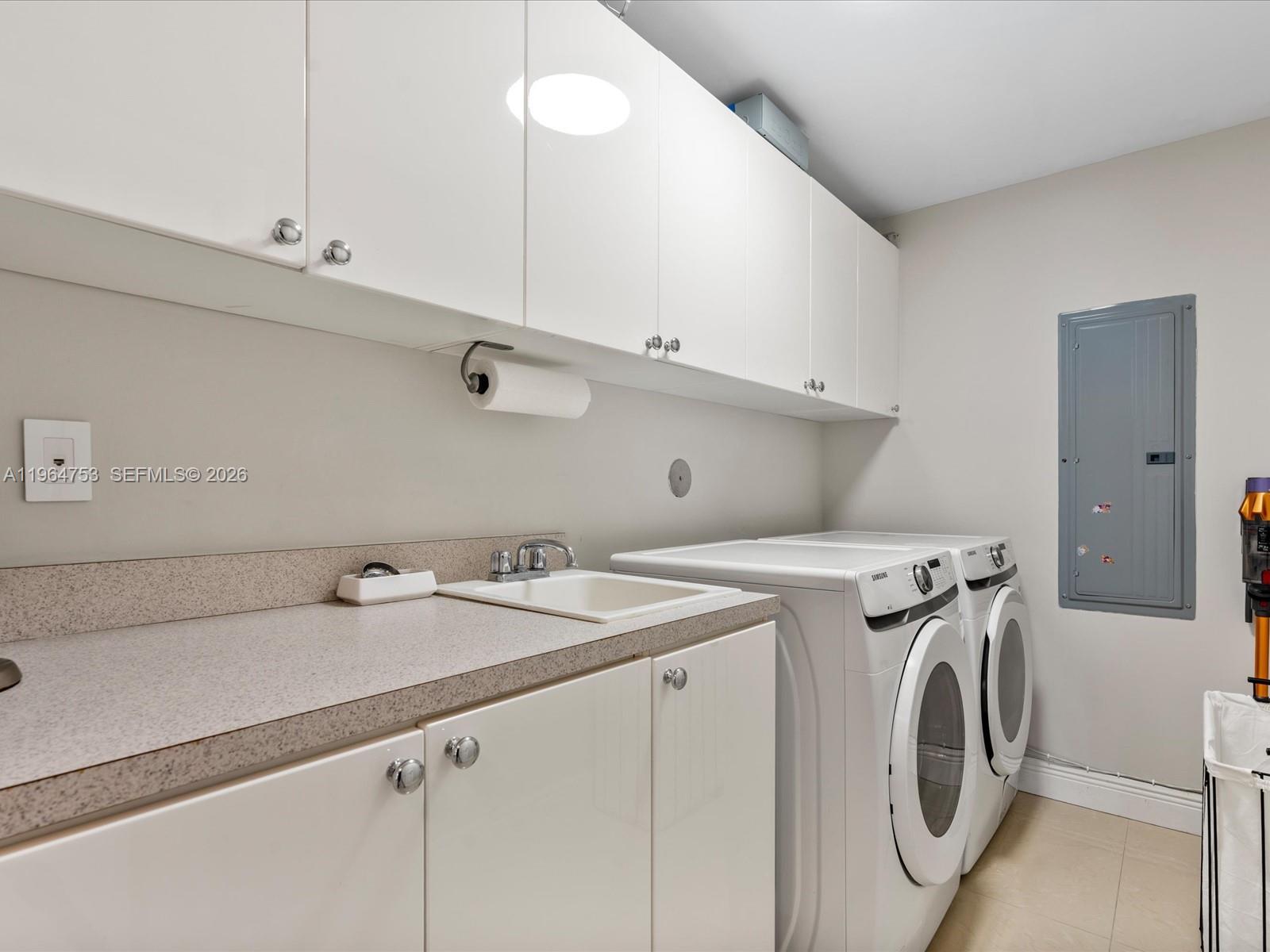 17875 Collins Ave #4405, Sunny Isles Beach FL 33160