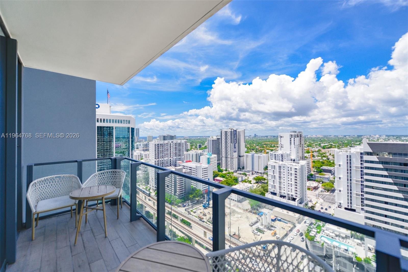 88 SW 7th St #2204, Miami FL 33130