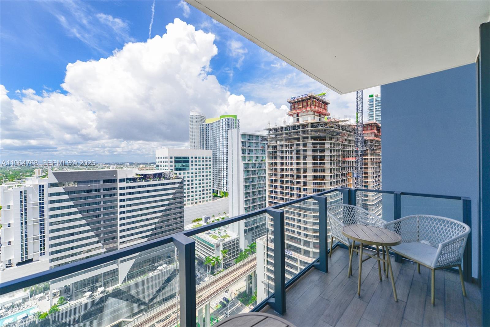 88 SW 7th St #2204, Miami FL 33130