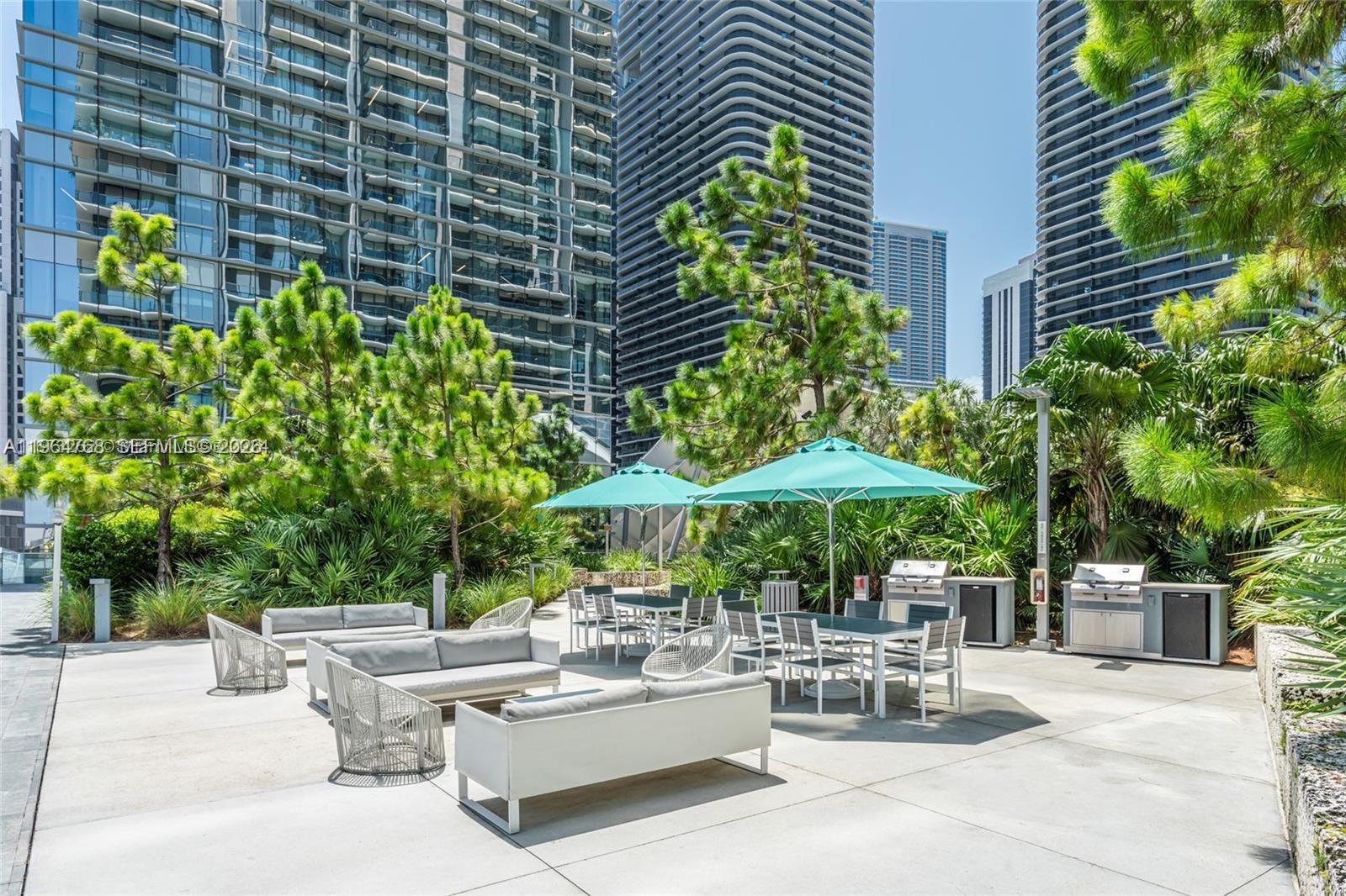 88 SW 7th St #2204, Miami FL 33130