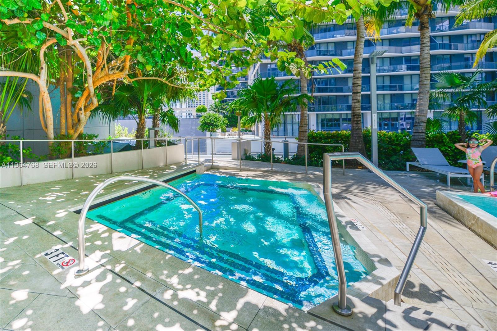 88 SW 7th St #2204, Miami FL 33130