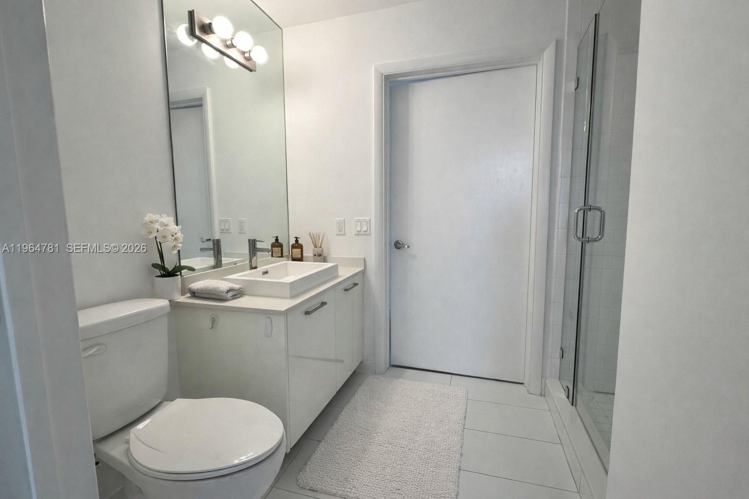 151 SE 1st St #1501, Miami FL 33131