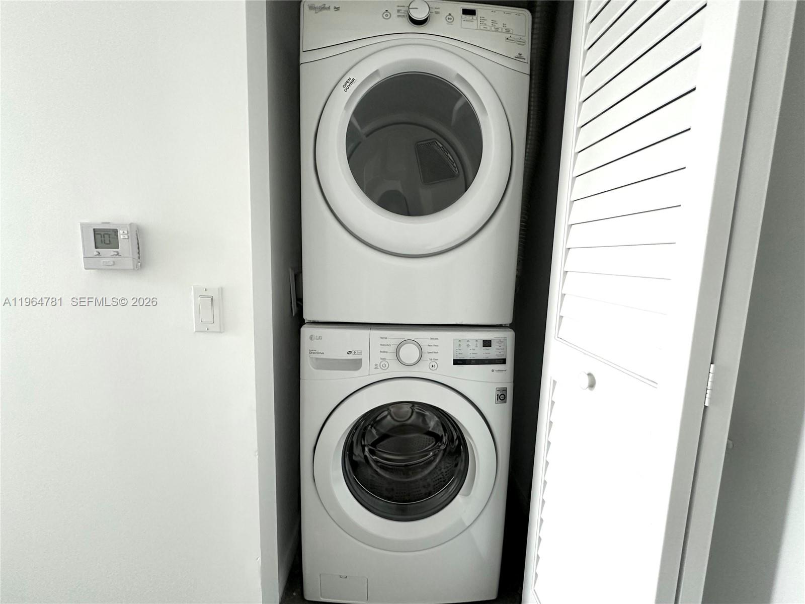 151 SE 1st St #1501, Miami FL 33131