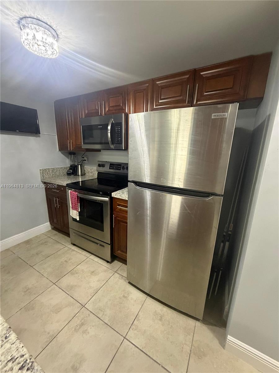 1955 NW 5th Pl #13, Miami FL 33136