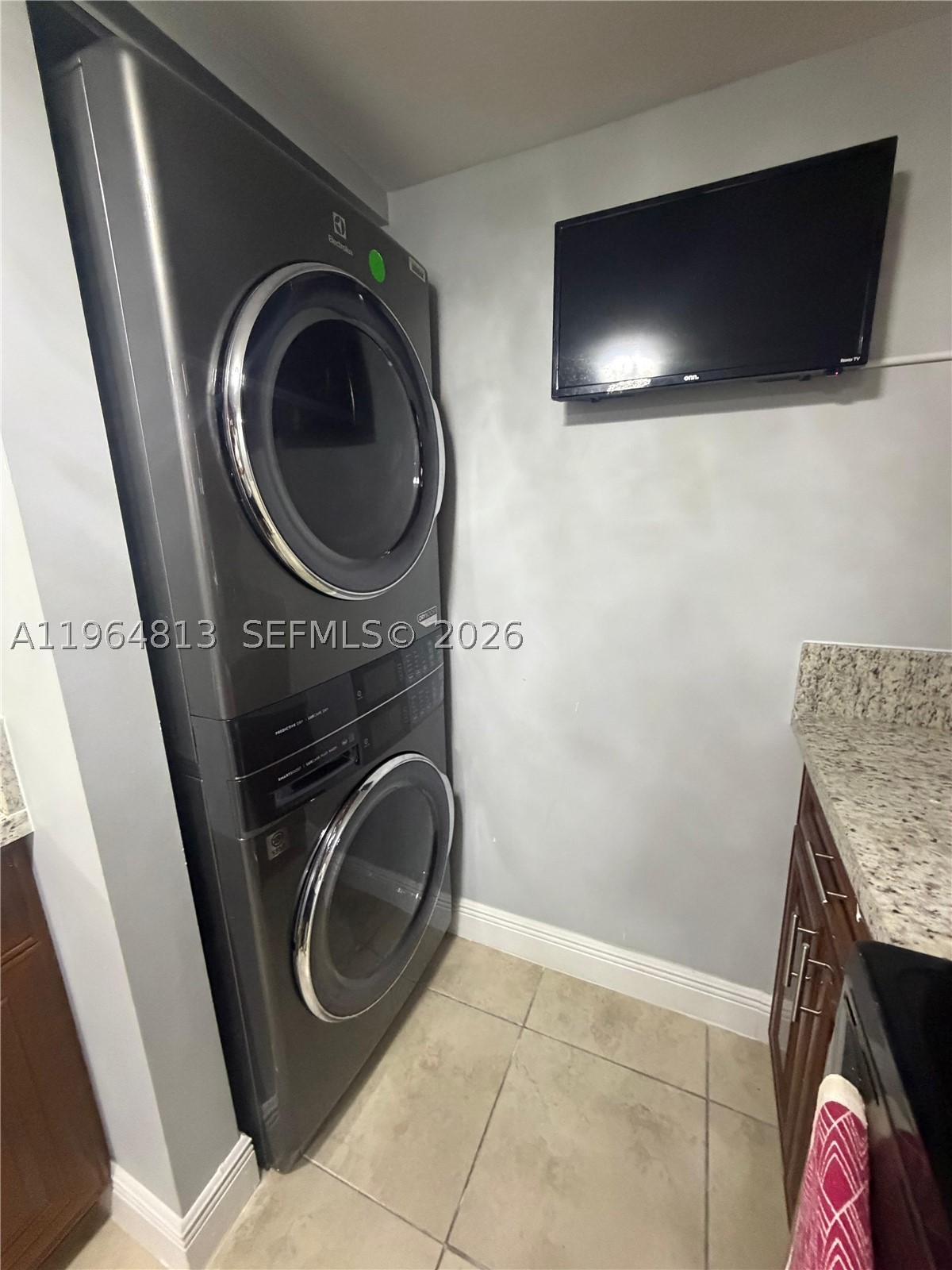 1955 NW 5th Pl #13, Miami FL 33136