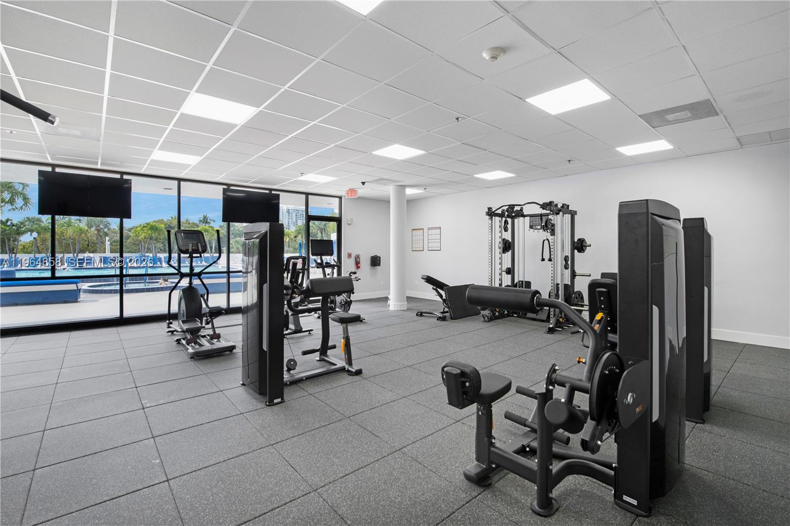 3731 N Country Club Dr #229, Aventura FL 33180