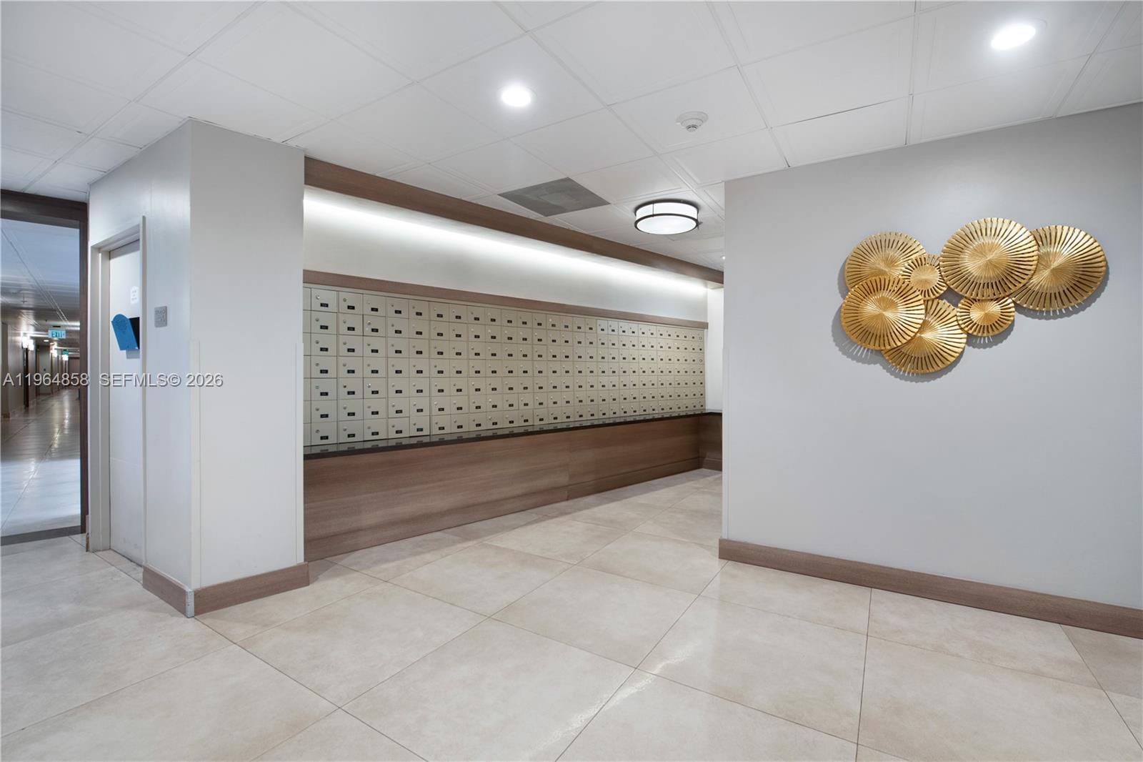 3731 N Country Club Dr #229, Aventura FL 33180