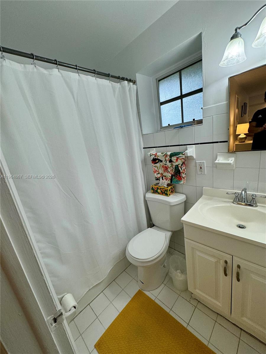6580 Santona St #A38, Coral Gables FL 33146