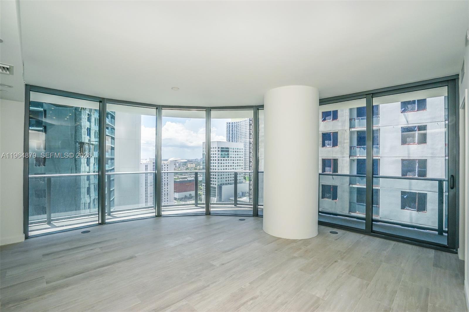 55 SW 9TH ST #2108, Miami FL 33130