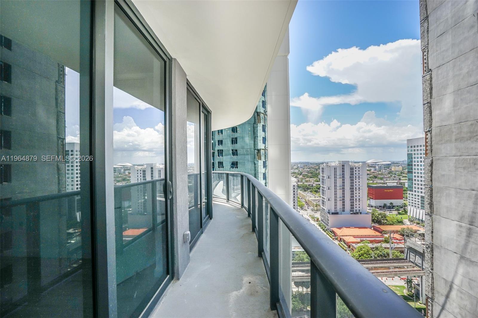 55 SW 9TH ST #2108, Miami FL 33130