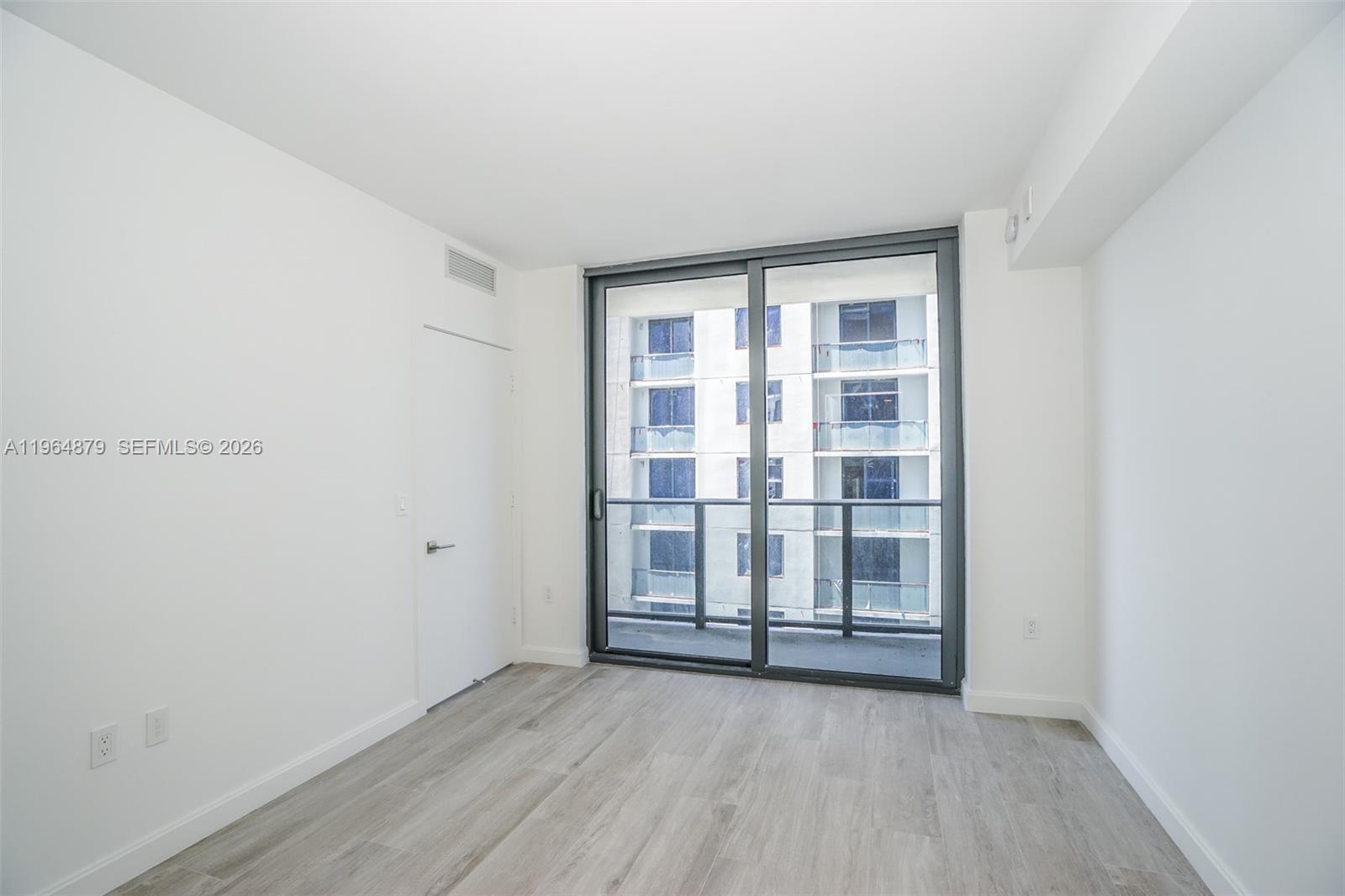 55 SW 9TH ST #2108, Miami FL 33130