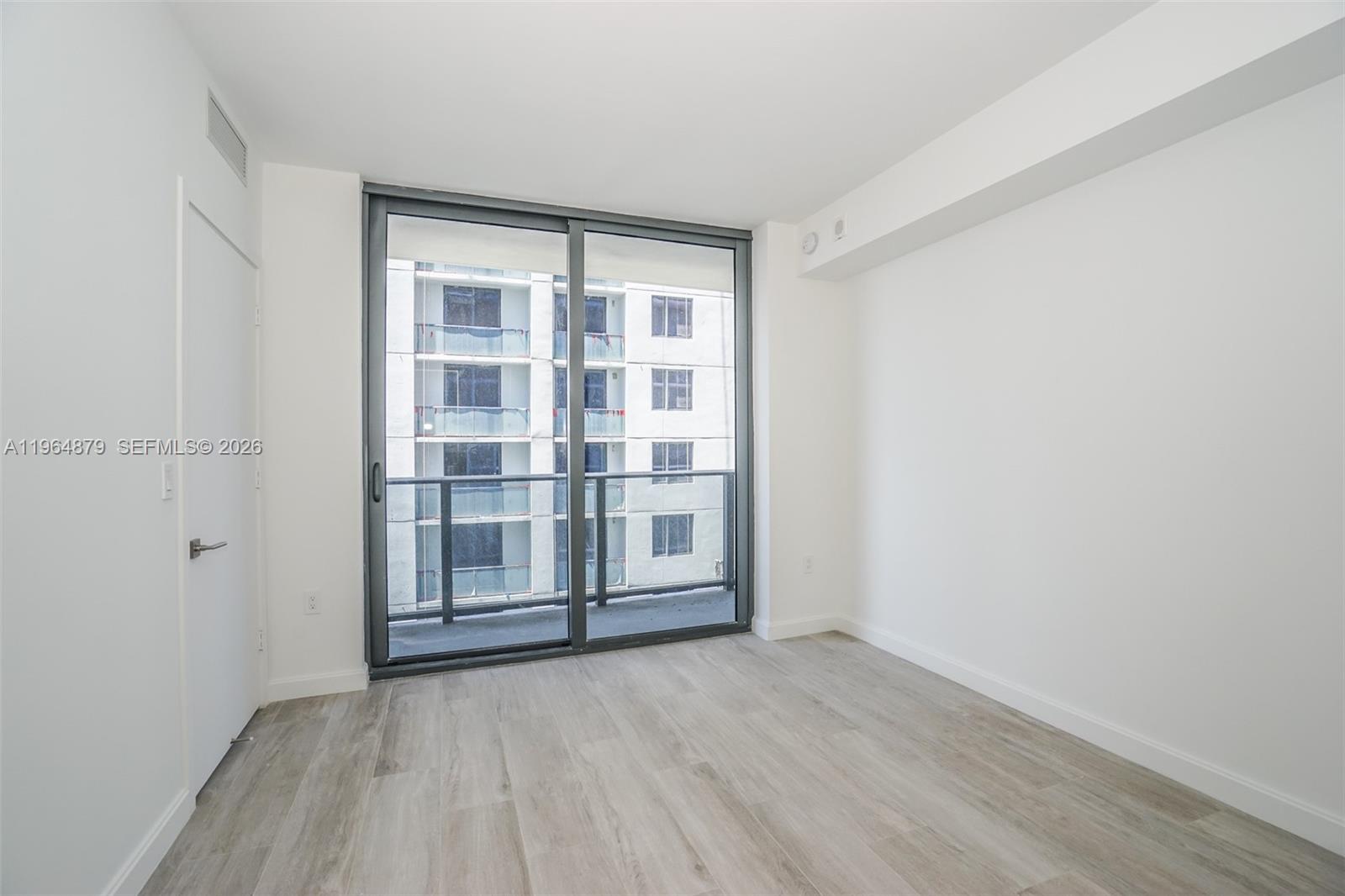 55 SW 9TH ST #2108, Miami FL 33130