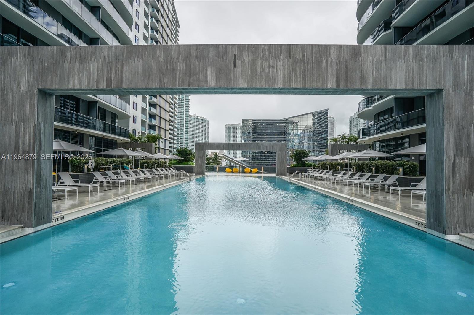 55 SW 9TH ST #2108, Miami FL 33130