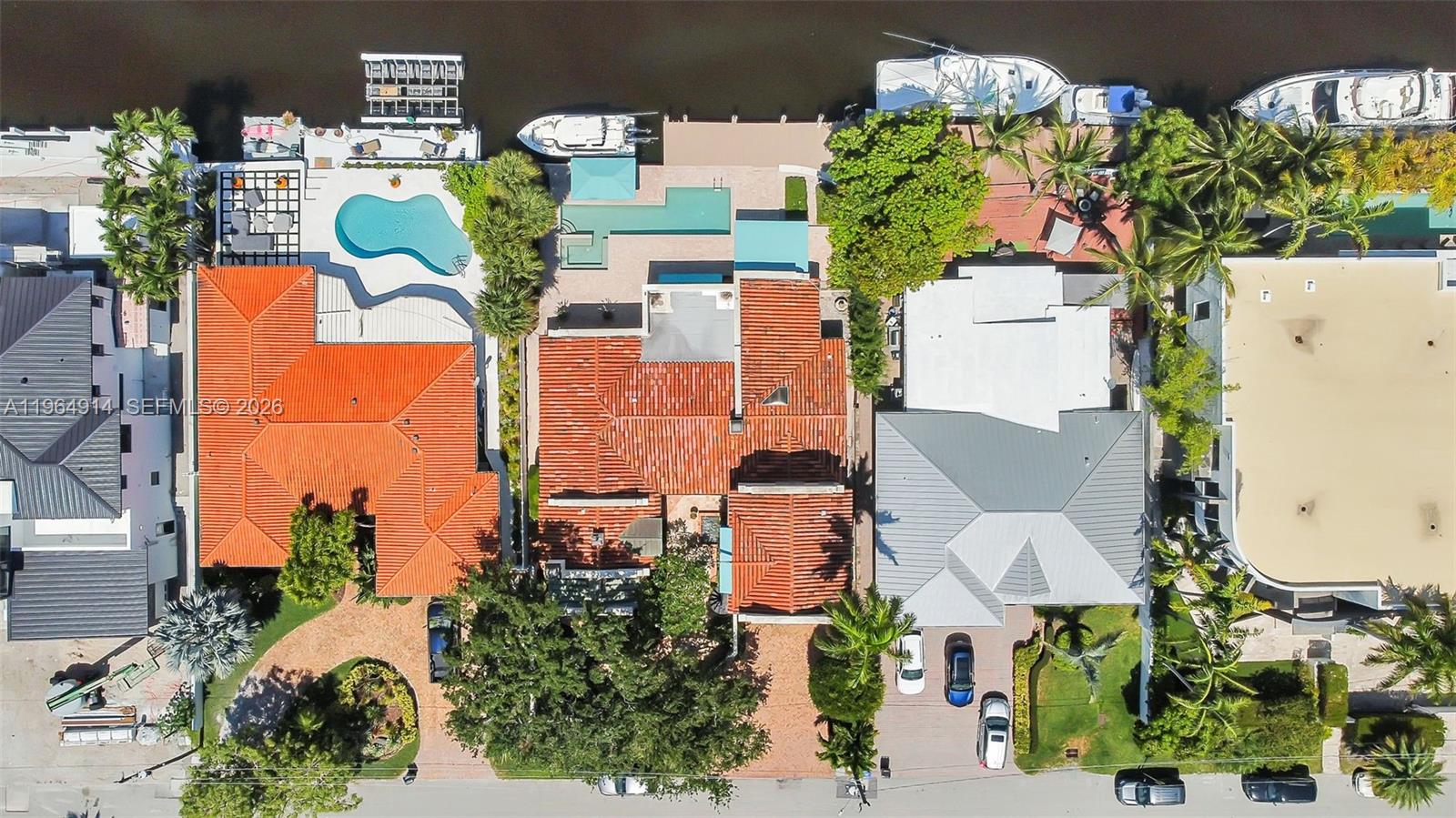 325 Bontona Ave, Fort Lauderdale FL 33301