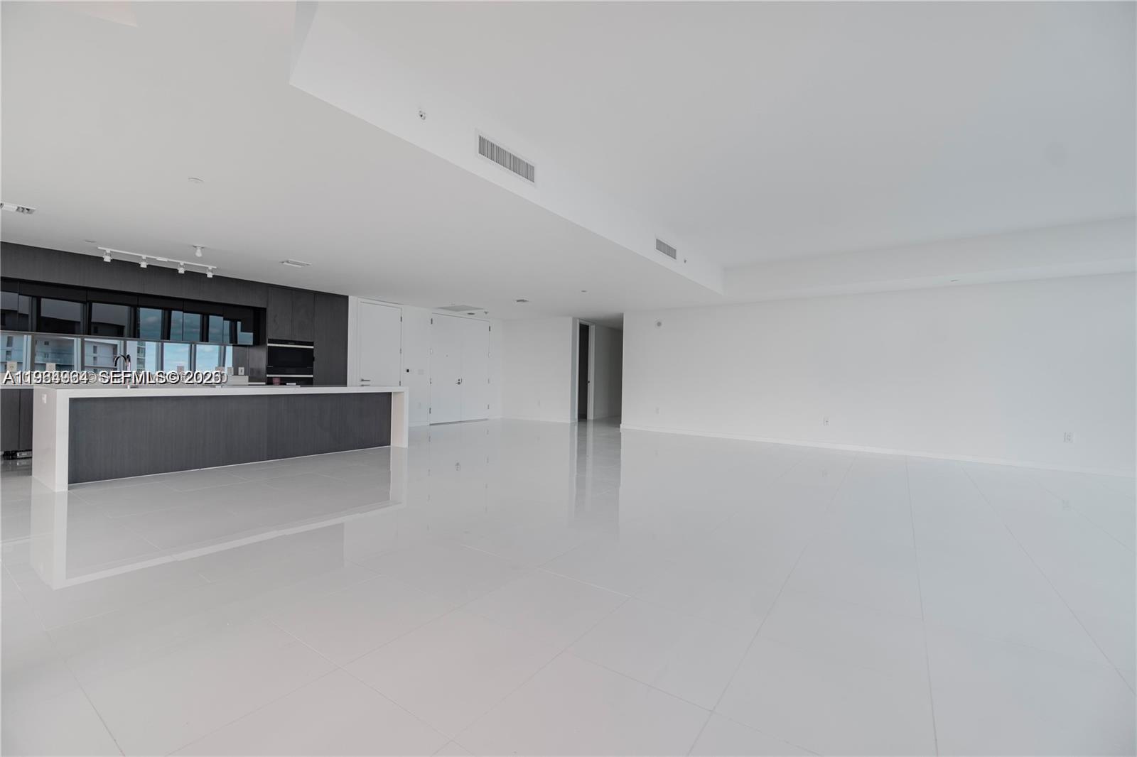 851 NE 1st Ave #4911, Miami FL 33132