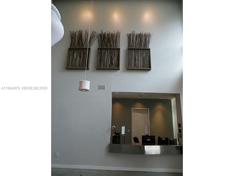 133 NE 2 AV #3117, Miami FL 33132