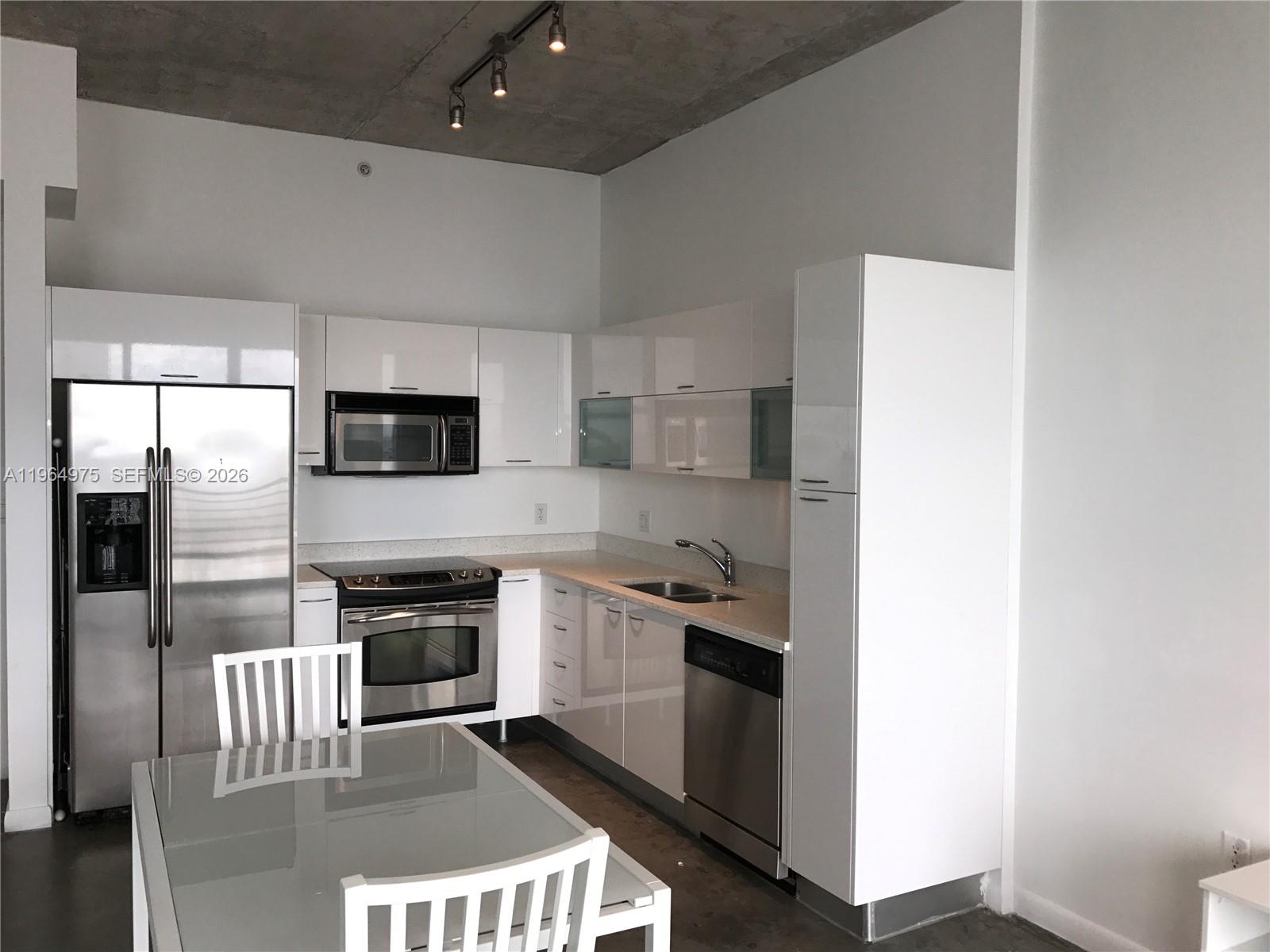 133 NE 2 AV #3117, Miami FL 33132