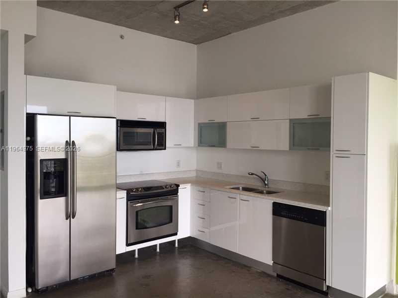 133 NE 2 AV #3117, Miami FL 33132