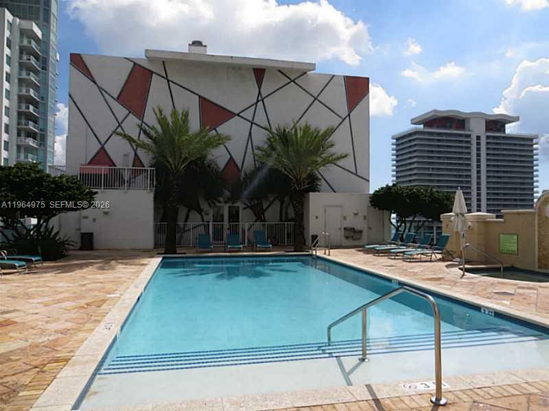 133 NE 2 AV #3117, Miami FL 33132