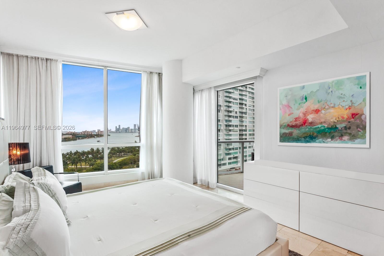 100 S Pointe Dr #1001, Miami Beach FL 33139