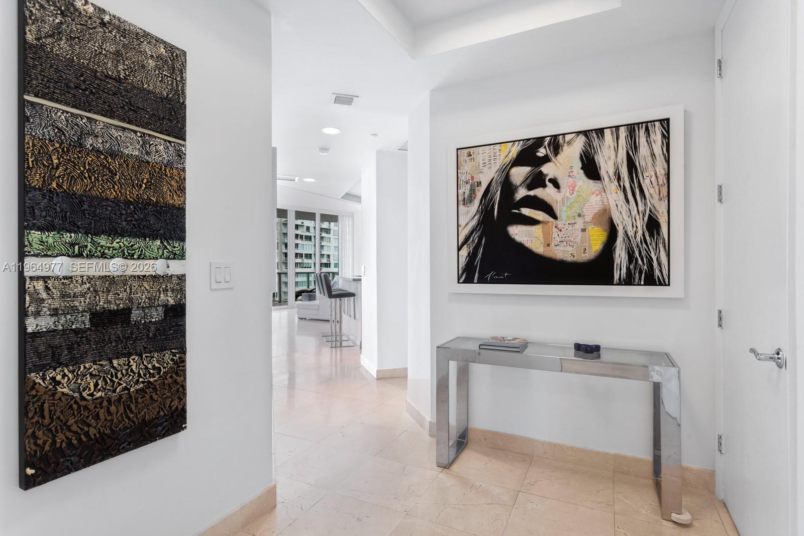 100 S Pointe Dr #1001, Miami Beach FL 33139