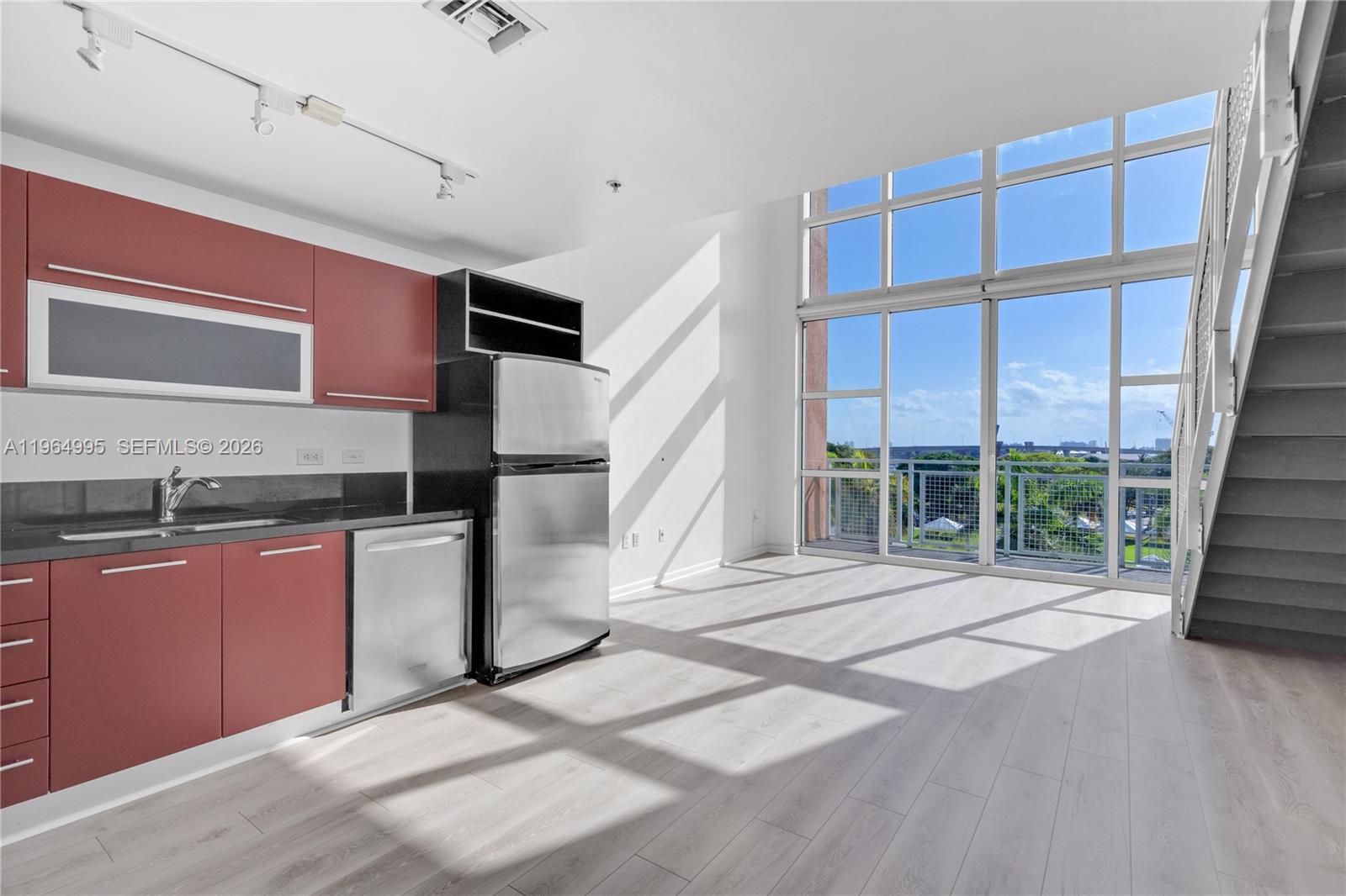244 Biscayne Blvd #436, Miami FL 33132