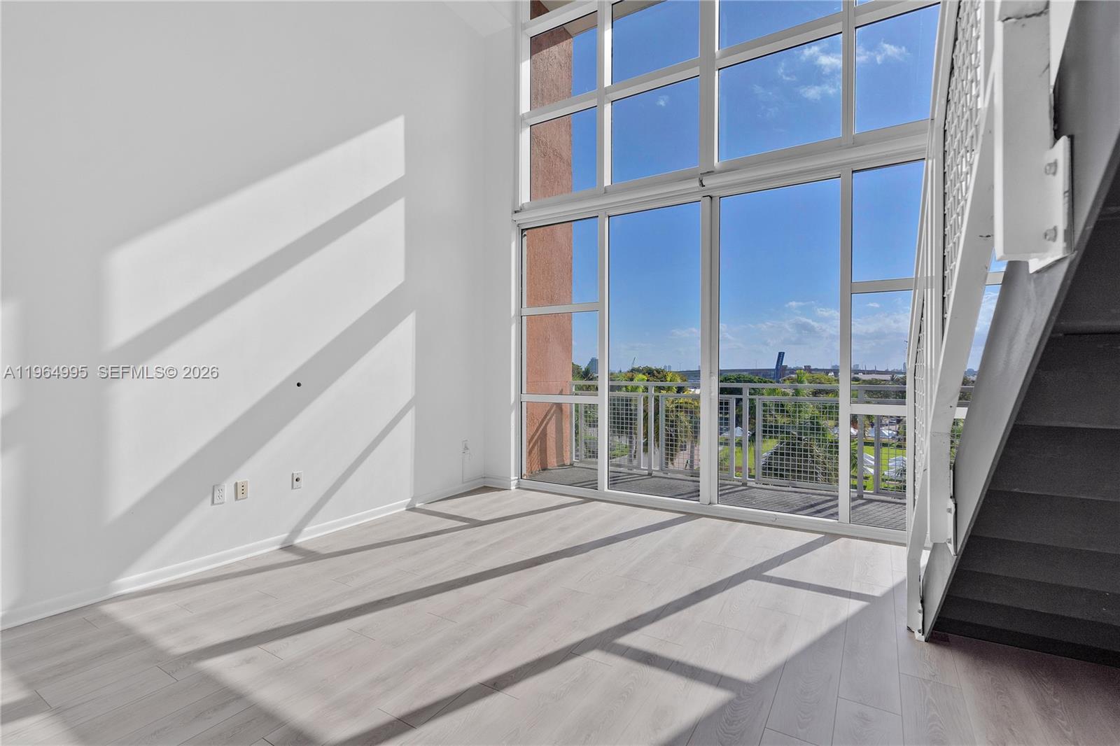244 Biscayne Blvd #436, Miami FL 33132