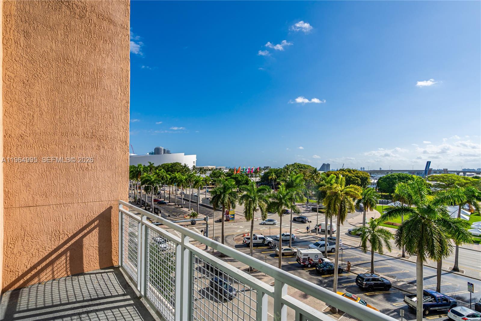244 Biscayne Blvd #436, Miami FL 33132