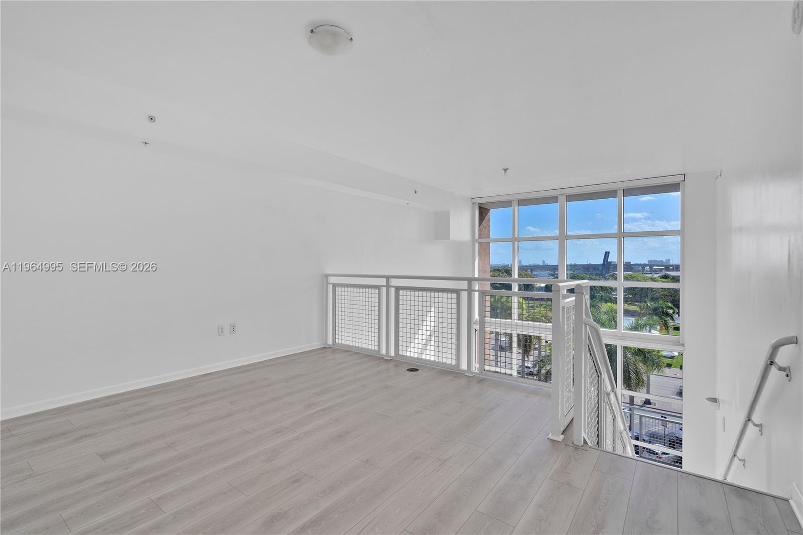 244 Biscayne Blvd #436, Miami FL 33132