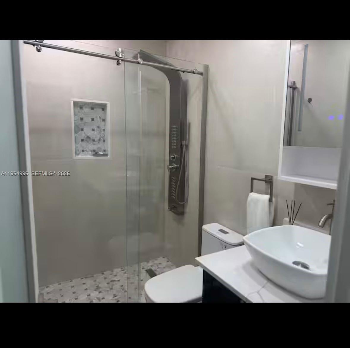 508 De Leon Dr, Miami Springs FL 33166