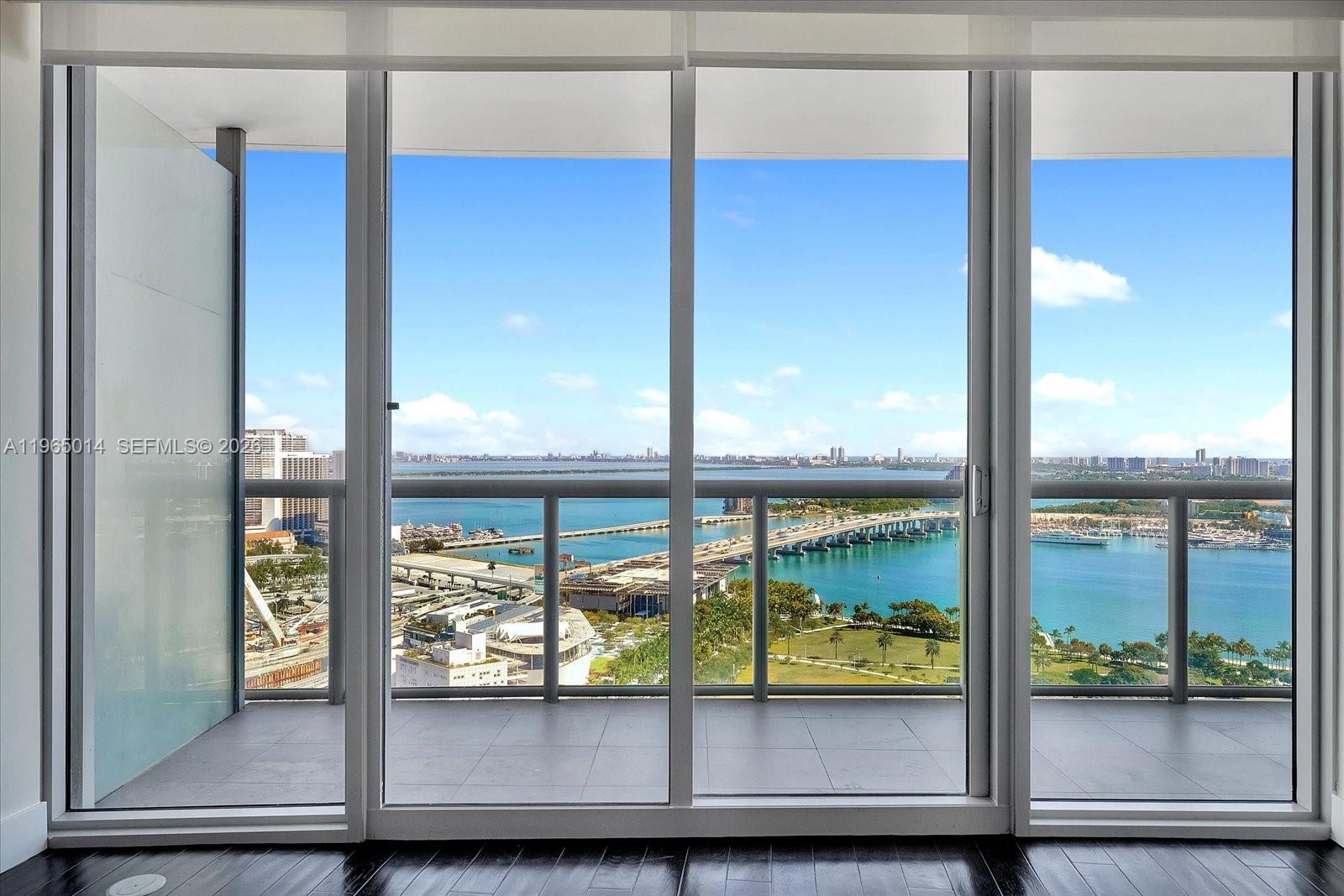 888 Biscayne Blvd #3111, Miami FL 33132
