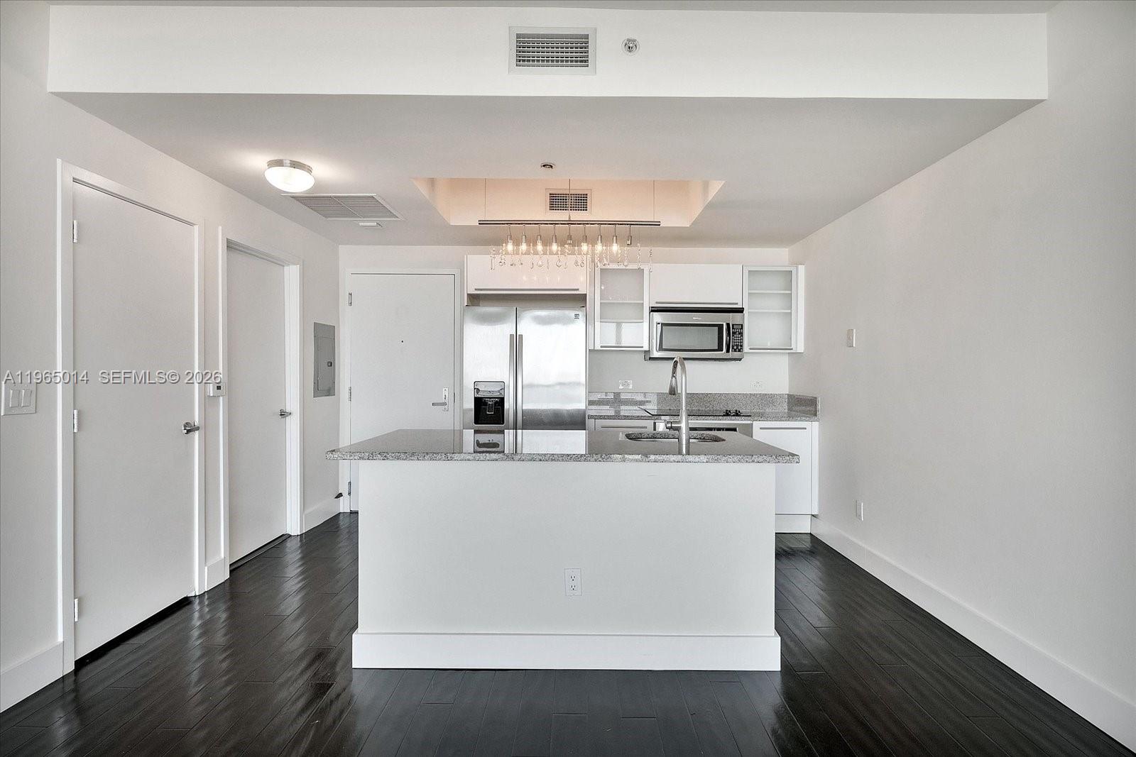 888 Biscayne Blvd #3111, Miami FL 33132