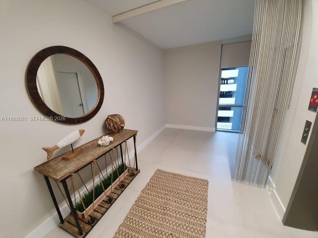 16385 Biscayne Blvd #507, North Miami Beach FL 33160