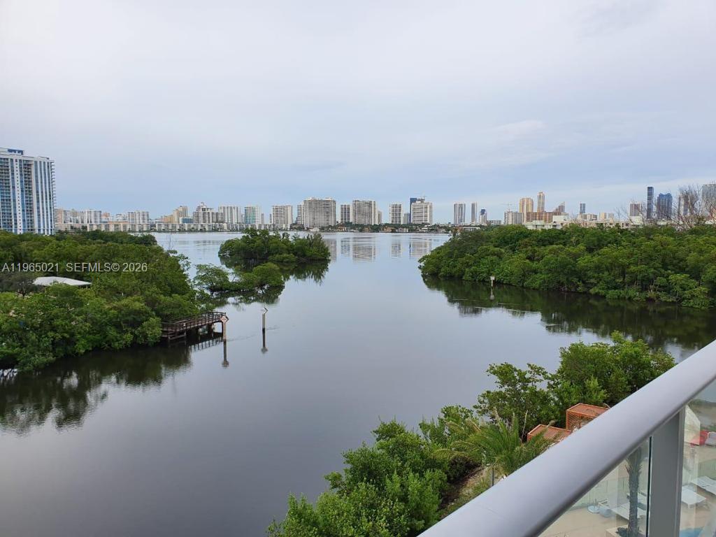 16385 Biscayne Blvd #507, North Miami Beach FL 33160