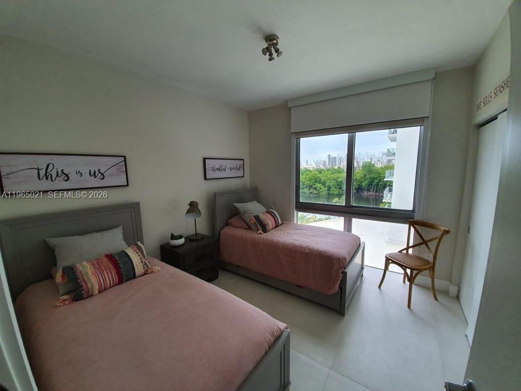 16385 Biscayne Blvd #507, North Miami Beach FL 33160