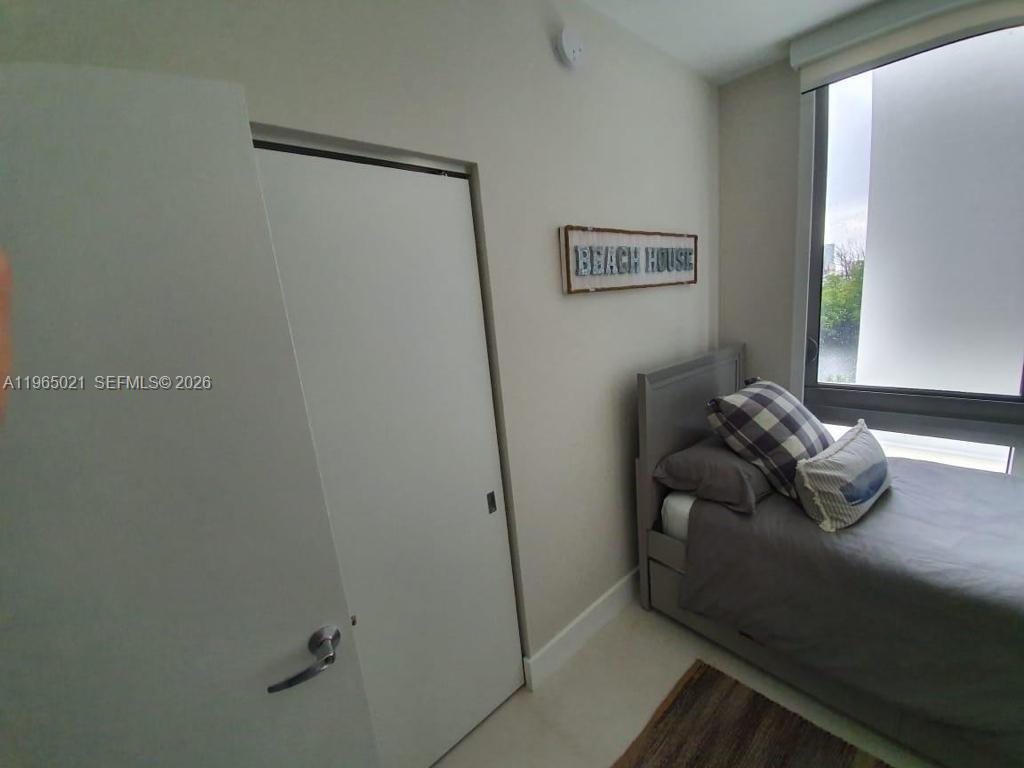 16385 Biscayne Blvd #507, North Miami Beach FL 33160