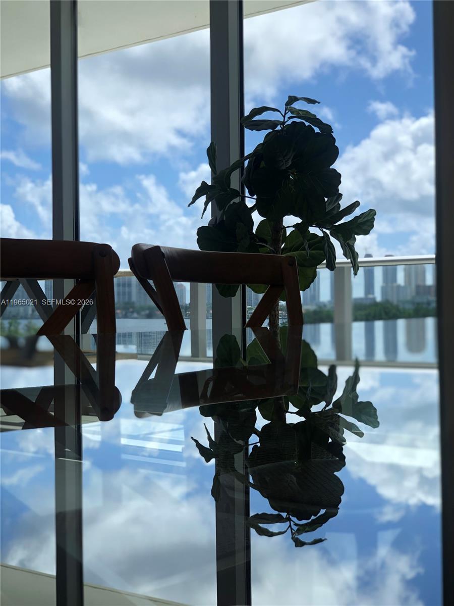 16385 Biscayne Blvd #507, North Miami Beach FL 33160