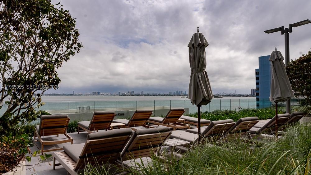 650 NE 32nd St #2105, Miami FL 33137
