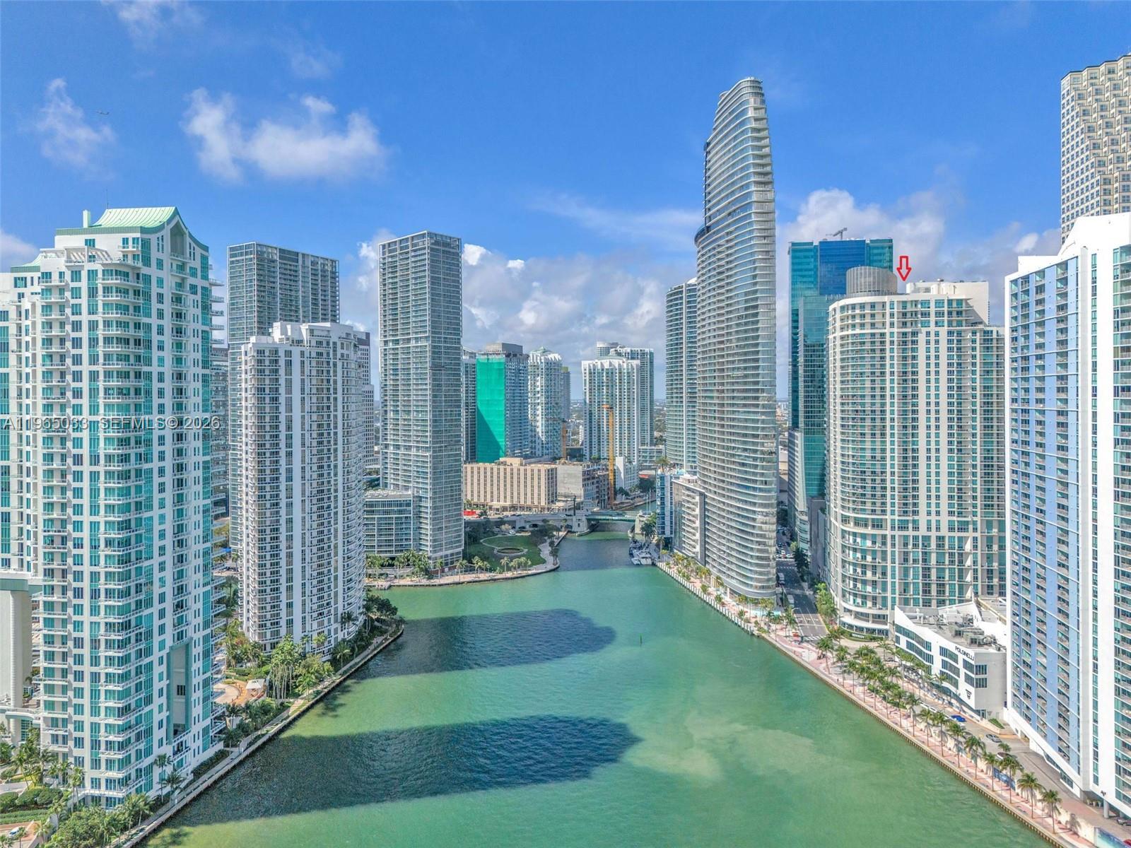 300 S Biscayne Blvd #L-822, Miami FL 33131