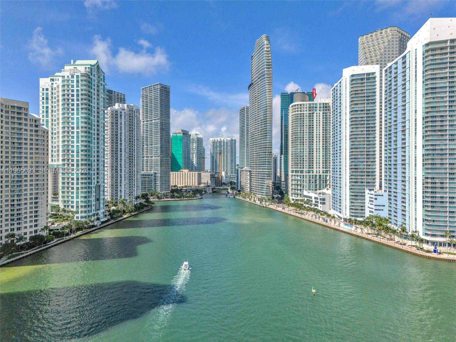 300 S Biscayne Blvd #L-822, Miami FL 33131