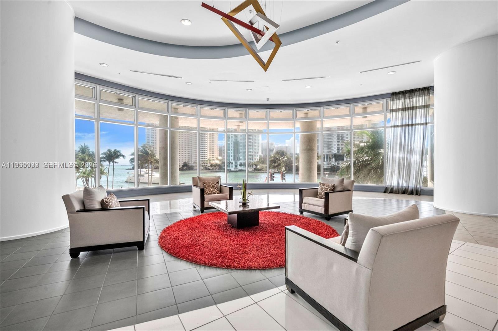 300 S Biscayne Blvd #L-822, Miami FL 33131