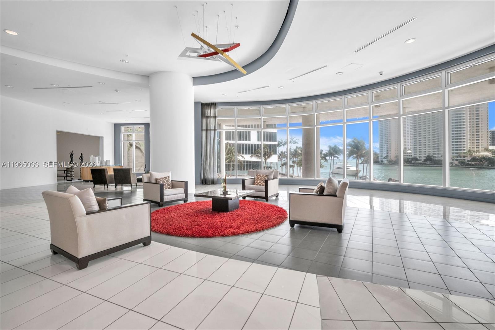 300 S Biscayne Blvd #L-822, Miami FL 33131