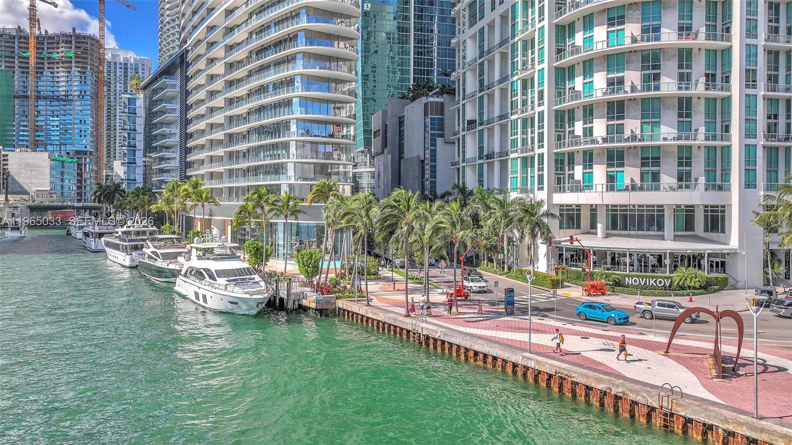 300 S Biscayne Blvd #L-822, Miami FL 33131