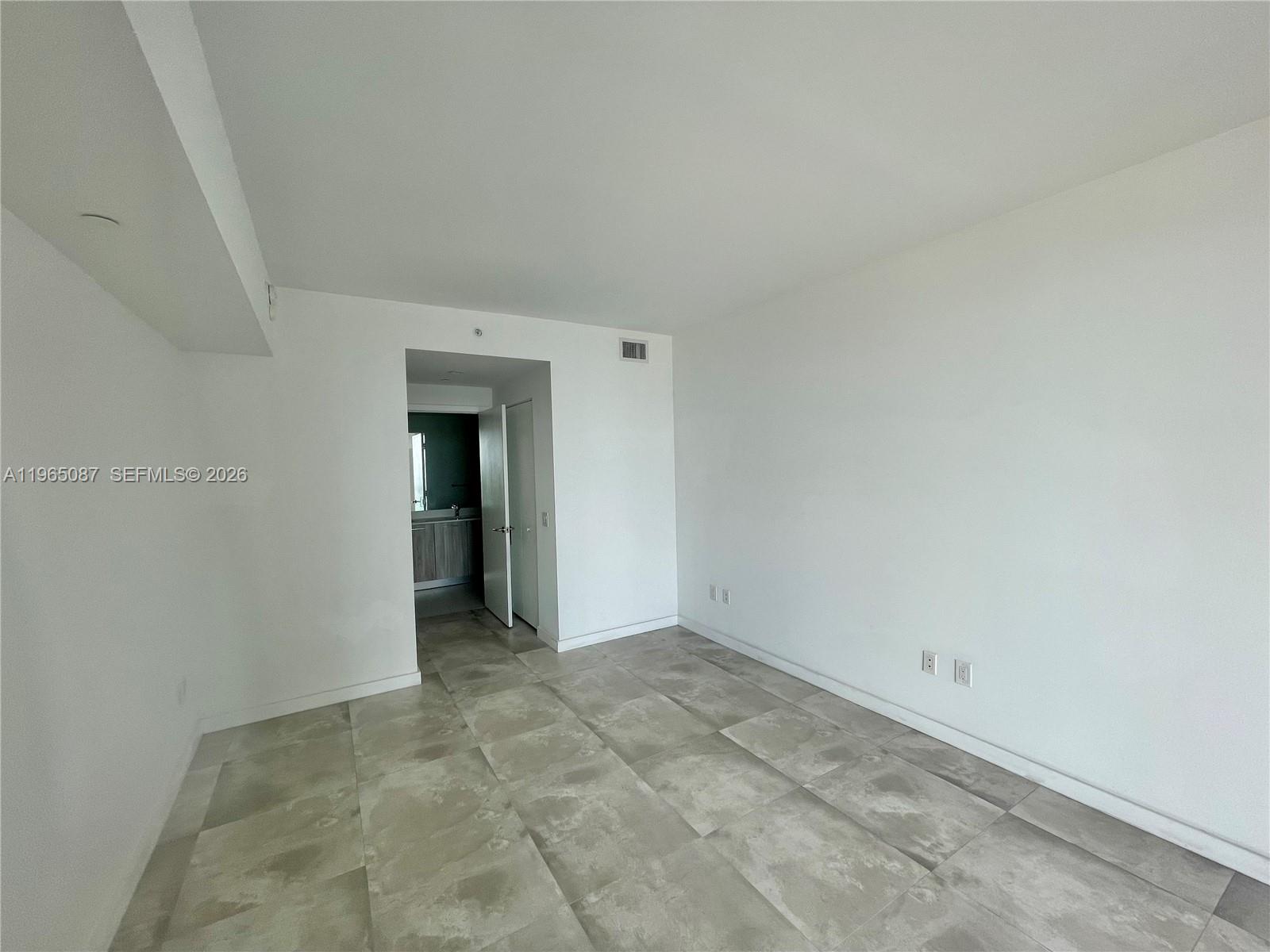 501 NE 31st St #3007, Miami FL 33137