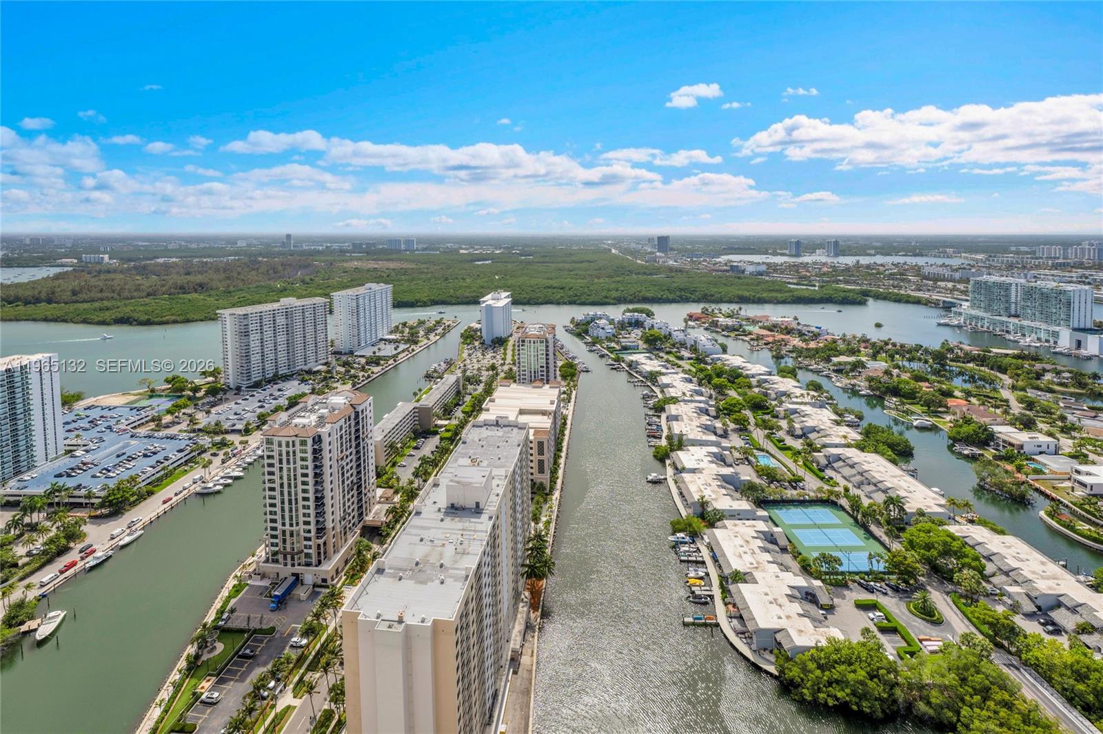 16001 COLLINS AV #3805, Sunny Isles Beach FL 33160
